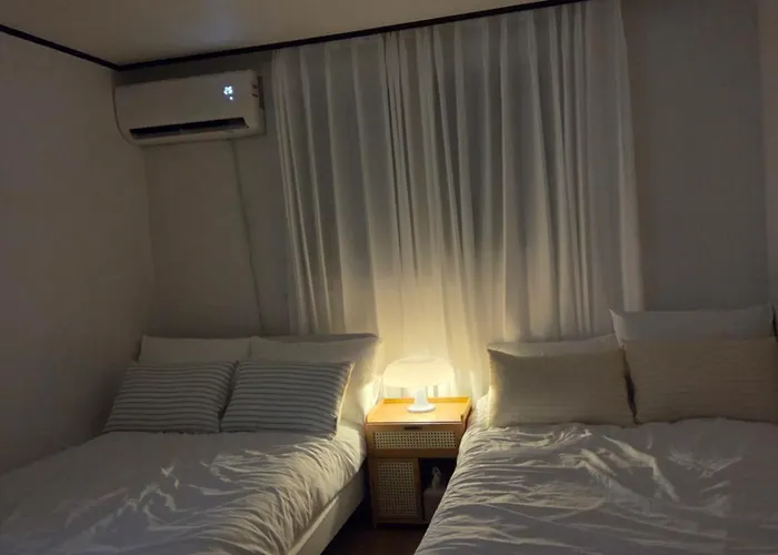 Apartment Yongsan - Shared House - Twin - 5min Hangangjin - 10min Itaewon Seoul