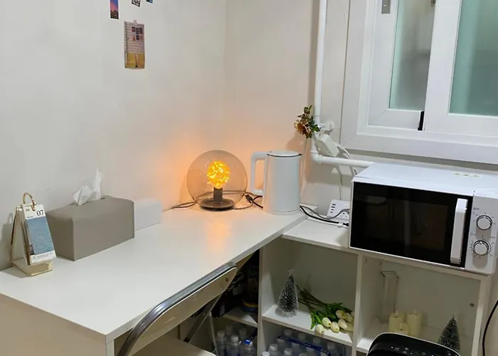 Apartment Yongsan - Shared House - Twin - 5min Hangangjin - 10min Itaewon Seoul